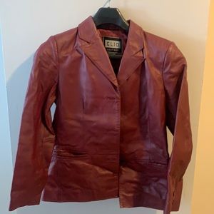 Women’s 100% leather jacket